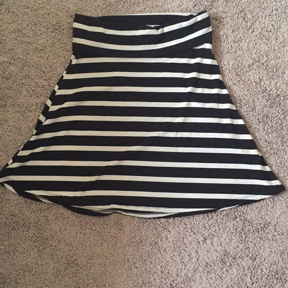 Striped black and white skater skirt